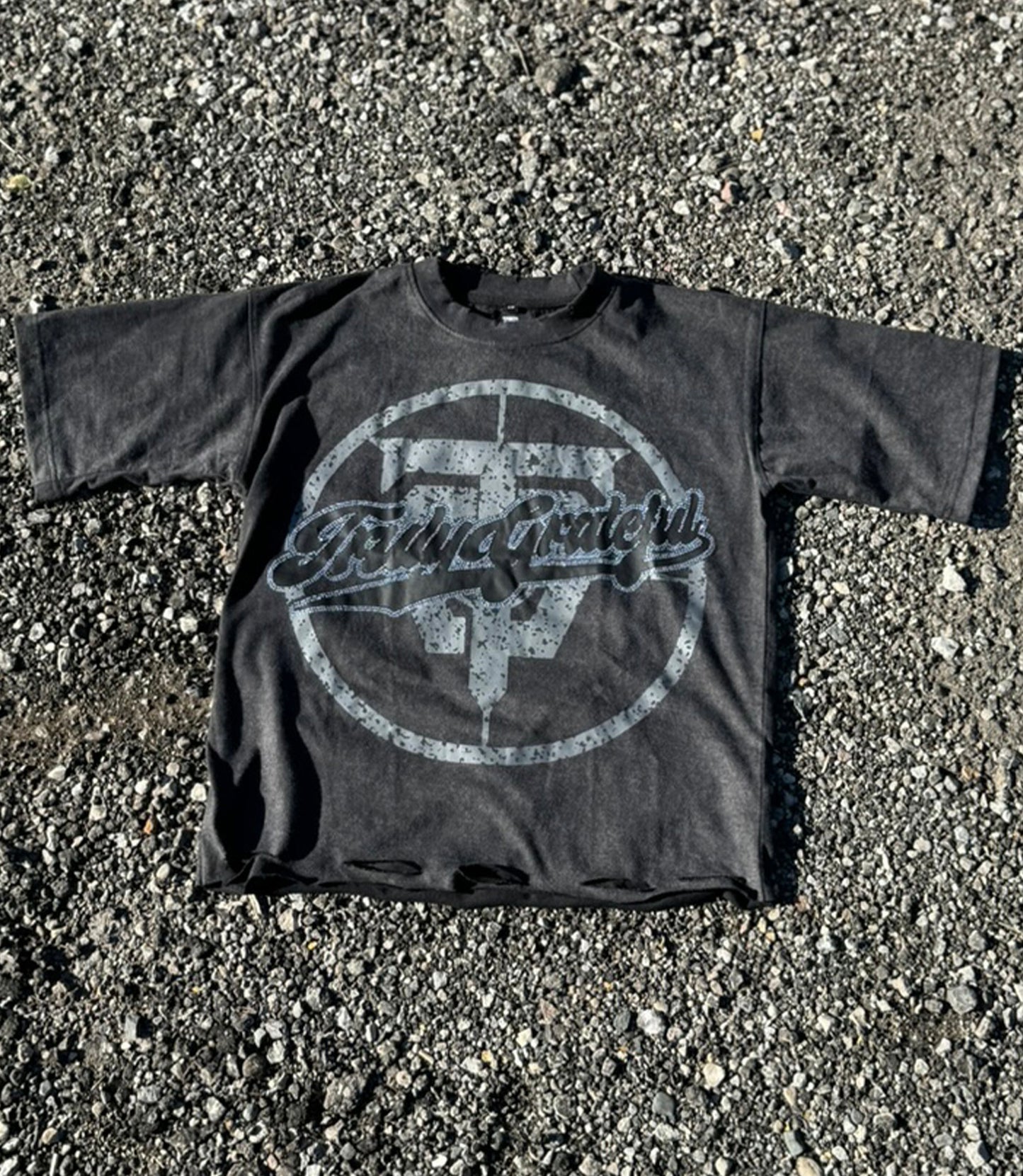 TRULY TIMELESS TEE